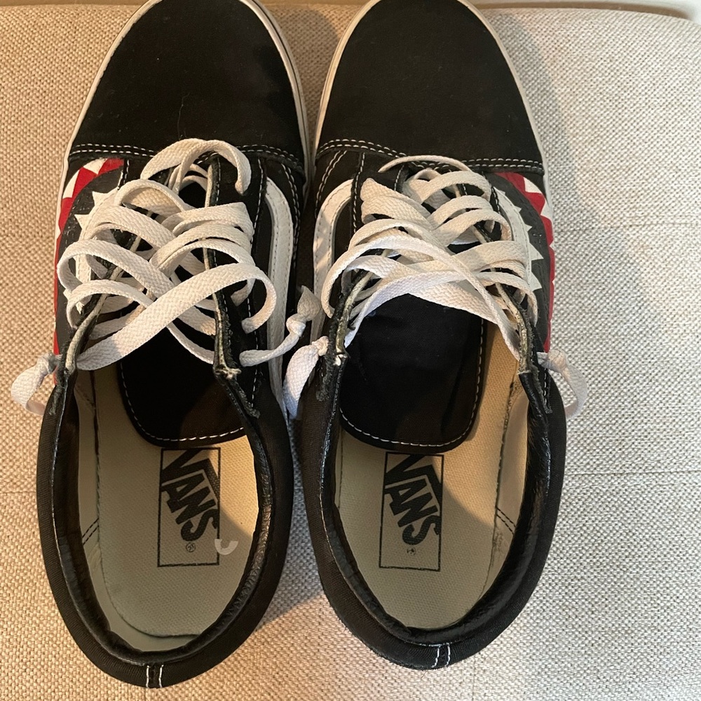 Size 9 Van old skool - bape - Picture 2 of 6